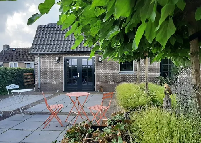 Onder De Blauwe Mantel Апартаменты *