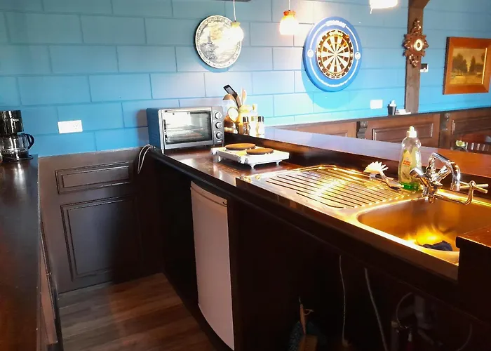 Onder De Blauwe Mantel *